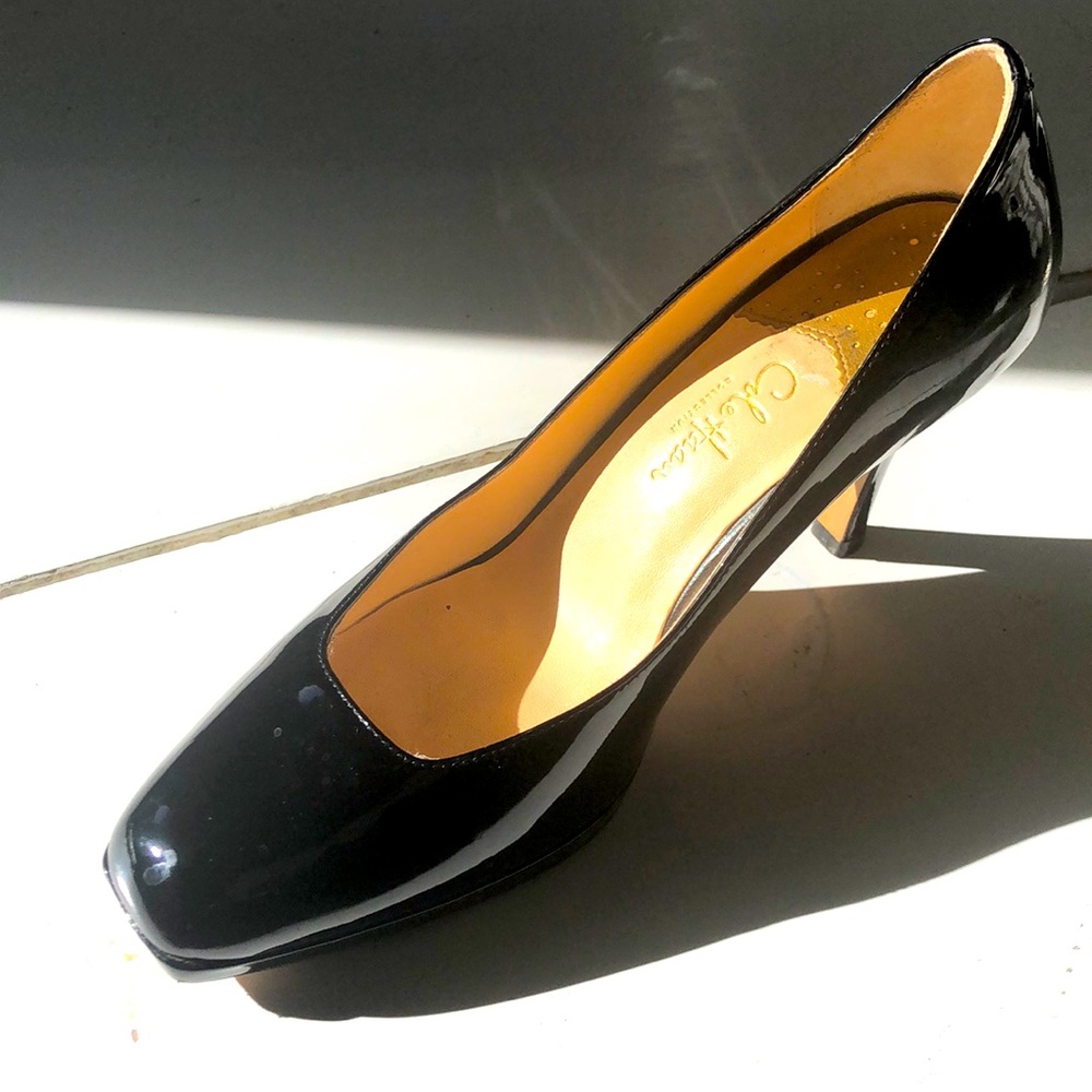 Cole Hann collection Nike black patent pumps